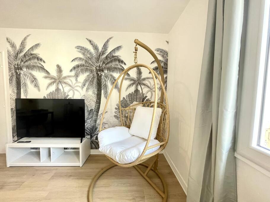 L'Instant Present - Calme & Elegant Proche Gare Apartamento Roanne Exterior foto