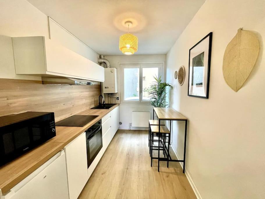 L'Instant Present - Calme & Elegant Proche Gare Apartamento Roanne Exterior foto