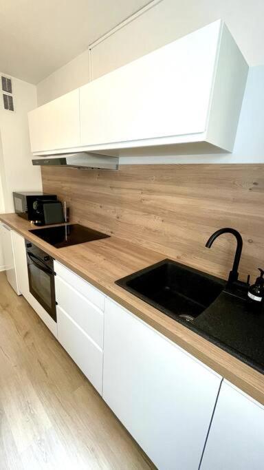 L'Instant Present - Calme & Elegant Proche Gare Apartamento Roanne Exterior foto